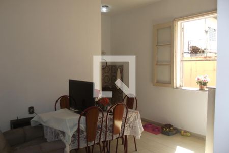 Casa à venda com 254m², 4 quartos e 2 vagasCozinha 