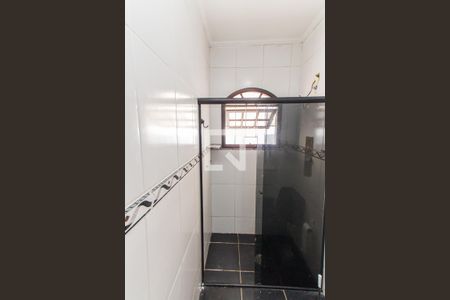 Casa à venda com 280m², 3 quartos e 3 vagas Casa à venda com 280m², 3 quartos e 3 vagasBanheiro