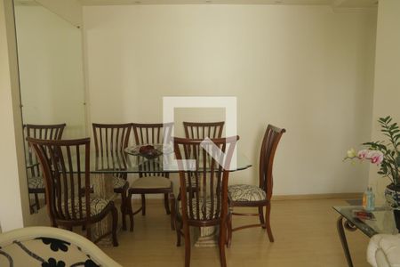 Sala de apartamento para alugar com 2 quartos, 70m² em Chácara Inglesa, São Paulo