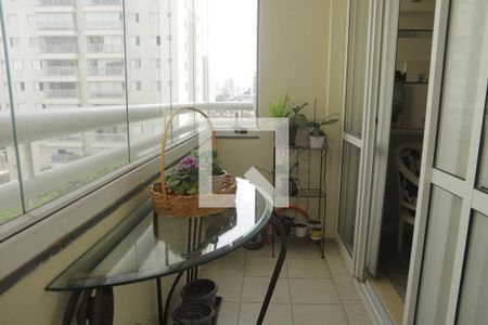 Varanda de apartamento para alugar com 2 quartos, 70m² em Chácara Inglesa, São Paulo