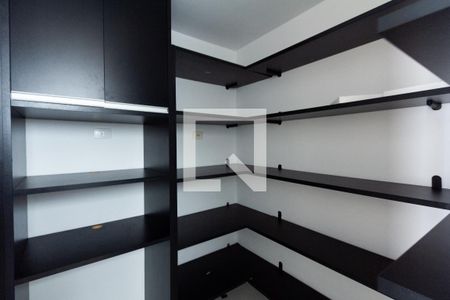 Apartamento à venda com 92m², 2 quartos e 1 vaga Apartamento à venda com 92m², 2 quartos e 1 vagaDespensa