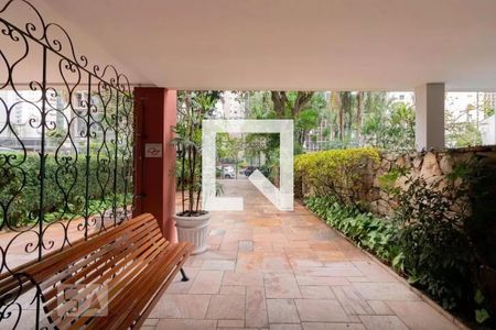 Apartamento à venda com 92m², 2 quartos e 1 vaga Apartamento à venda com 92m², 2 quartos e 1 vagaEntrada