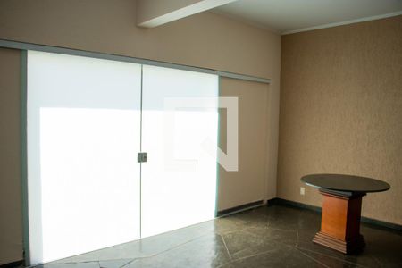 Apartamento à venda com 96m², 3 quartos e 2 vagas Apartamento à venda com 96m², 3 quartos e 2 vagasÁrea comum - Salão de festas