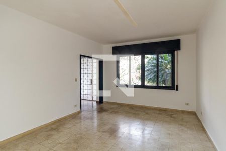 Casa à venda com 400m², 3 quartos e sem vaga Casa à venda com 400m², 3 quartos e sem vagaCozinha