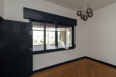 Casa à venda com 400m², 3 quartos e sem vaga Casa à venda com 400m², 3 quartos e sem vagaQuarto 2