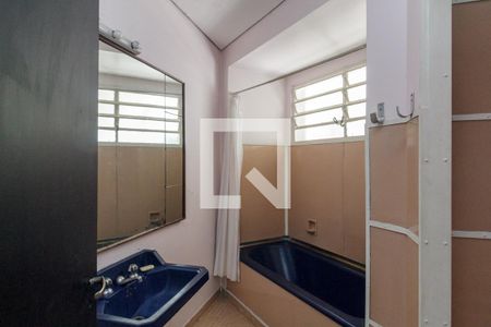 Casa à venda com 400m², 3 quartos e sem vaga Casa à venda com 400m², 3 quartos e sem vagaBanheiro 1 - Suíte