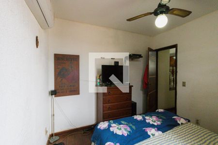 Casa de condomínio à venda com 491m², 4 quartos e 2 vagas Casa de condomínio à venda com 491m², 4 quartos e 2 vagasQuarto 3 - Suíte