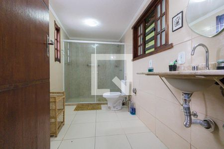 Casa de condomínio à venda com 491m², 4 quartos e 2 vagas Casa de condomínio à venda com 491m², 4 quartos e 2 vagasBanheiro do Quarto 3