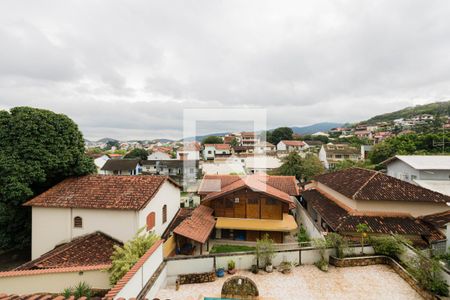 Casa de condomínio à venda com 491m², 4 quartos e 2 vagas Casa de condomínio à venda com 491m², 4 quartos e 2 vagasVista