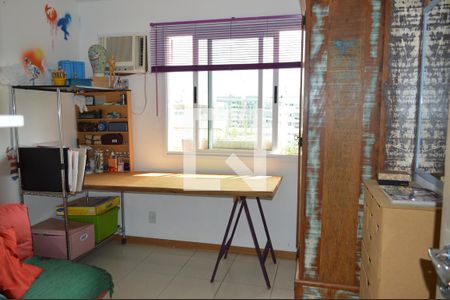 Apartamento à venda com 166m², 3 quartos e 2 vagasQuarto 2