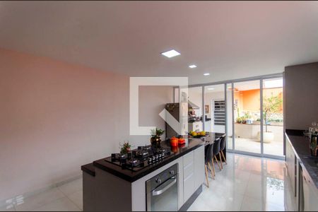 Casa à venda com 420m², 3 quartos e 3 vagasCozinha