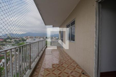 Apartamento à venda com 100m², 3 quartos e 1 vaga Apartamento à venda com 100m², 3 quartos e 1 vagaVaranda