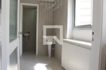 Apartamento à venda com 110m², 3 quartos e 1 vagaÁrea de Serviço