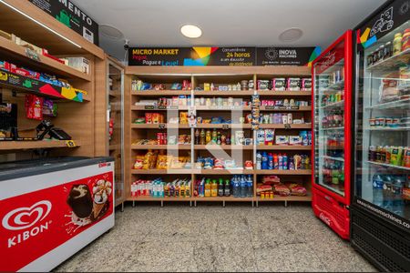 Apartamento à venda com 136m², 3 quartos e 2 vagas Apartamento à venda com 136m², 3 quartos e 2 vagasÁrea comum - Mini Market