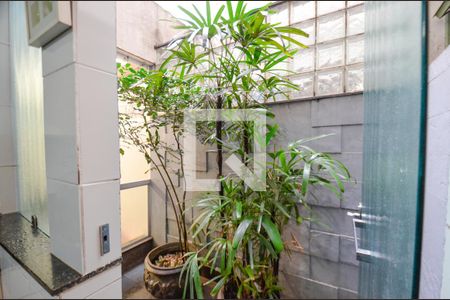 Apartamento à venda com 137m², 4 quartos e 2 vagas Apartamento à venda com 137m², 4 quartos e 2 vagasCozinha