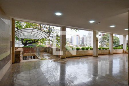 Apartamento à venda com 137m², 4 quartos e 2 vagas Apartamento à venda com 137m², 4 quartos e 2 vagasHall entrada