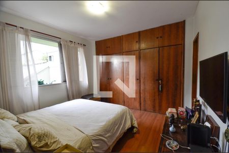 Apartamento à venda com 137m², 4 quartos e 2 vagas Apartamento à venda com 137m², 4 quartos e 2 vagasQuarto3 suite