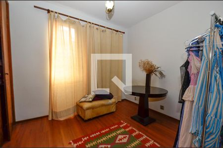 Apartamento à venda com 137m², 4 quartos e 2 vagas Apartamento à venda com 137m², 4 quartos e 2 vagasQuarto2