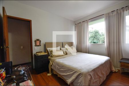 Apartamento à venda com 137m², 4 quartos e 2 vagas Apartamento à venda com 137m², 4 quartos e 2 vagasQuarto3 suite