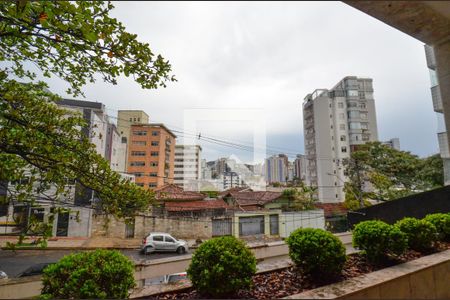 Apartamento à venda com 137m², 4 quartos e 2 vagas Apartamento à venda com 137m², 4 quartos e 2 vagasVista- Hall