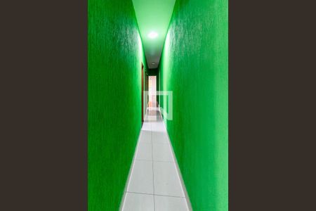 Corredor de casa para alugar com 2 quartos, 160m² em Piratininga (venda Nova), Belo Horizonte