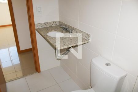 Apartamento à venda com 162m², 4 quartos e 3 vagas Apartamento à venda com 162m², 4 quartos e 3 vagasBanheiro Social