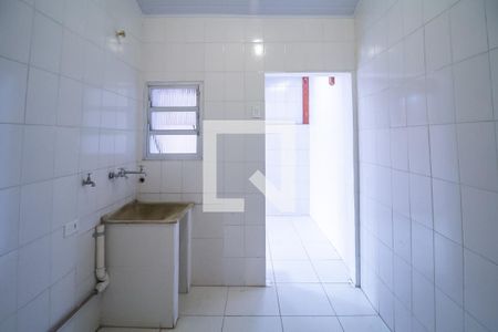 Casa à venda com 100m², 2 quartos e 2 vagas Casa à venda com 100m², 2 quartos e 2 vagasÁrea de Serviço