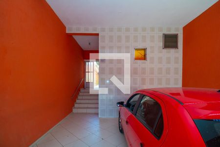 Casa à venda com 100m², 2 quartos e 2 vagas Casa à venda com 100m², 2 quartos e 2 vagasGaragem