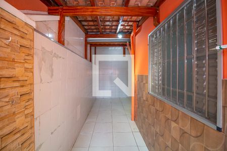 Casa à venda com 100m², 2 quartos e 2 vagas Casa à venda com 100m², 2 quartos e 2 vagasÁrea de Serviço