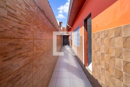 Corredor externo de casa para alugar com 2 quartos, 100m² em Vila Santa Clara, São Paulo