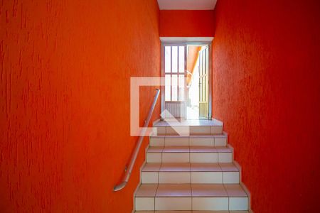 Casa à venda com 100m², 2 quartos e 2 vagas Casa à venda com 100m², 2 quartos e 2 vagasEntrada