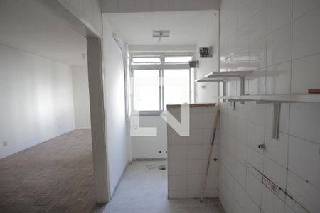 Cozinha e Área de Serviço de apartamento à venda com 1 quarto, 44m² em Passo da Areia, Porto Alegre