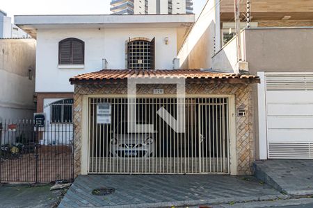 Casa à venda com 165m², 3 quartos e 2 vagasFachada