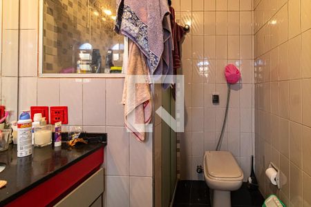 Casa à venda com 165m², 3 quartos e 2 vagasBanheiro do Quarto 1