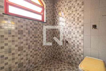 Casa à venda com 165m², 3 quartos e 2 vagasBanheiro do Quarto 2