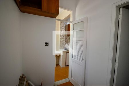 Apartamento à venda com 90m², 3 quartos e 1 vaga Apartamento à venda com 90m², 3 quartos e 1 vagaQuarto de Serviço