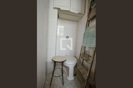 Apartamento à venda com 90m², 3 quartos e 1 vaga Apartamento à venda com 90m², 3 quartos e 1 vagaBanheiro de Serviço