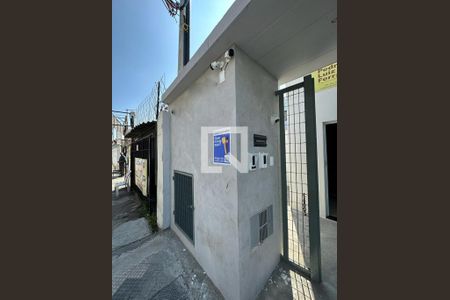 Apartamento para alugar com 22m², 1 quarto e sem vaga Apartamento para alugar com 22m², 1 quarto e sem vagaPlaca de Anuncio