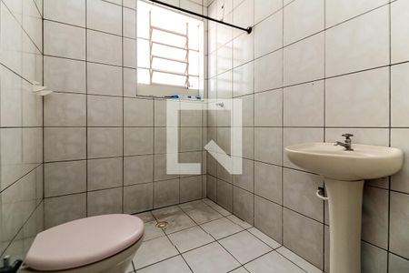 Casa à venda com 70m², 2 quartos e sem vaga Casa à venda com 70m², 2 quartos e sem vagaBanheiro Social