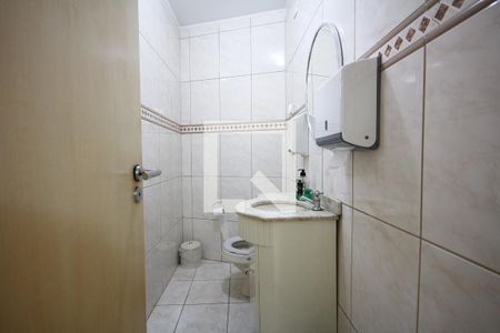 Casa à venda com 300m², 3 quartos e 4 vagasBanheiro 2