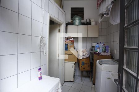 Casa à venda com 300m², 3 quartos e 4 vagasÁrea de Serviço