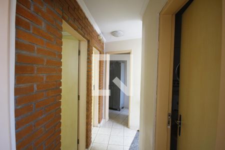 Casa à venda com 300m², 3 quartos e 4 vagasCorredor