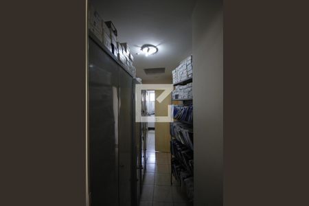 Casa à venda com 300m², 3 quartos e 4 vagasCozinha de apoio