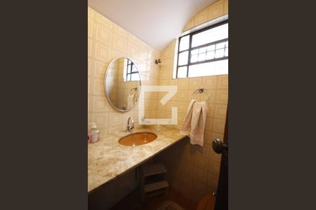 Casa à venda com 300m², 3 quartos e 4 vagasLavabo