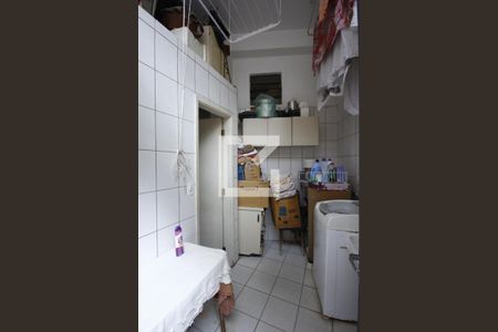 Casa à venda com 300m², 3 quartos e 4 vagasÁrea de Serviço