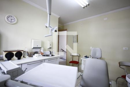 Casa à venda com 300m², 3 quartos e 4 vagasSala2