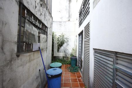 Casa à venda com 300m², 3 quartos e 4 vagasQuintal