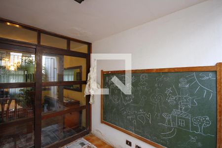 Casa à venda com 300m², 3 quartos e 4 vagasQuintal