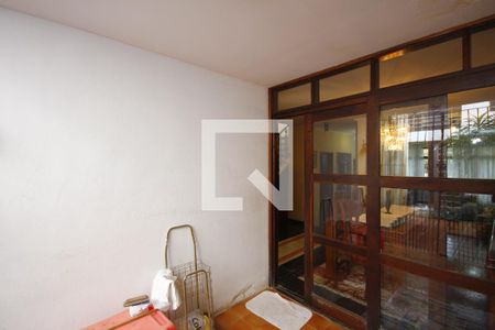 Casa à venda com 300m², 3 quartos e 4 vagasQuintal