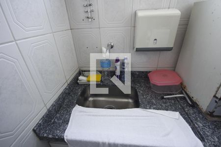 Casa à venda com 300m², 3 quartos e 4 vagasCozinha de apoio